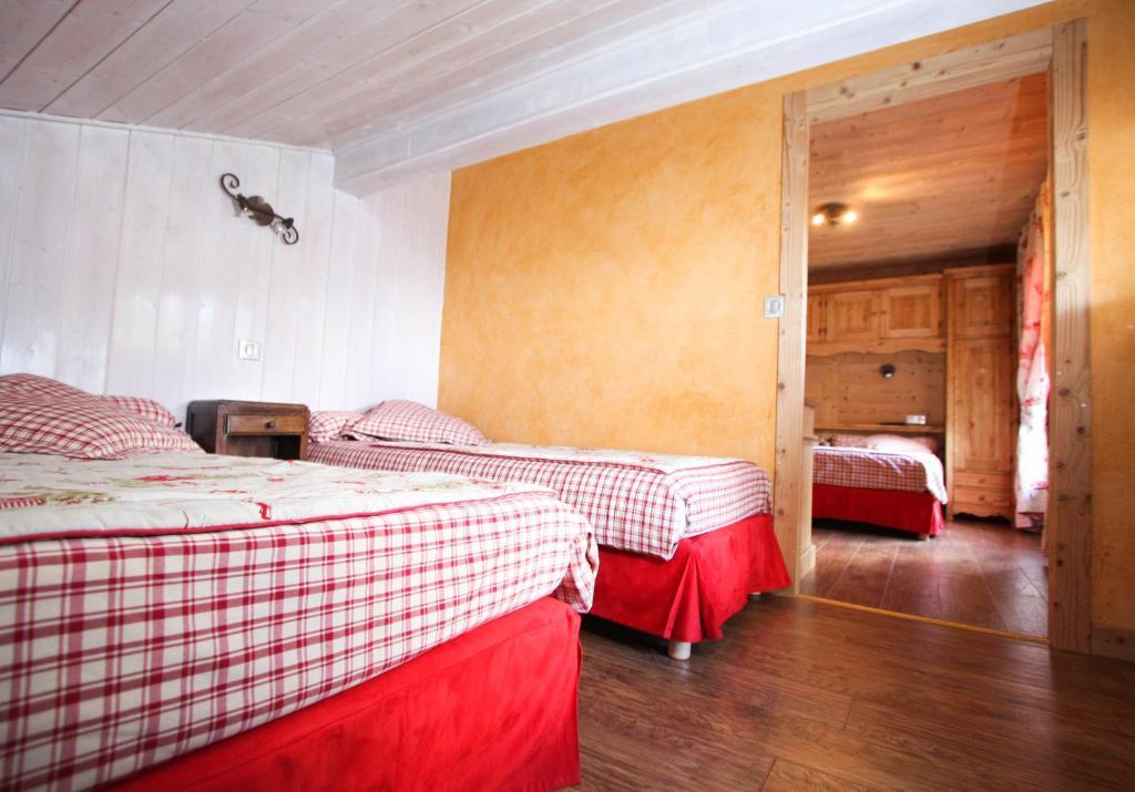 Alpen Roc Hotel Morzine Bilik gambar